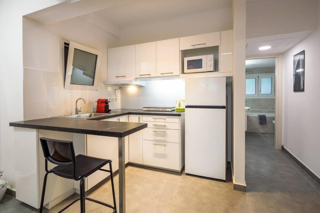 Hilton Area Brand New Comfortable Apartment 아테네 외부 사진